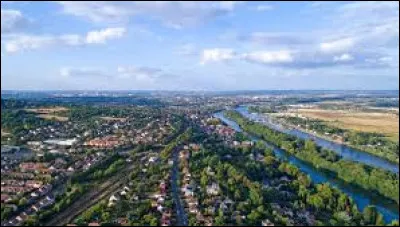 Y - Le département des "Yvelines" porte le numéro 78.