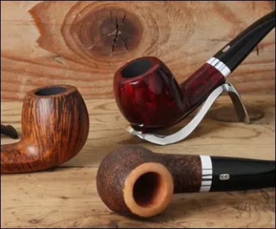 Qui a dit : "Il n'y a pour l'homme que trois événements : naître, vivre et mourir. Il ne se sent pas naître, il souffre à mourir et il oublie de vivre." ?