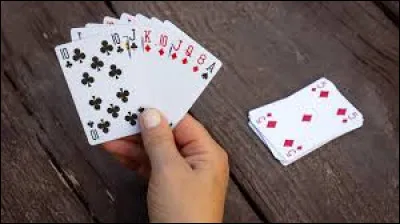Au jeu de la "Belote", quelles sont les trois cartes qui forment une tierce belotée ?