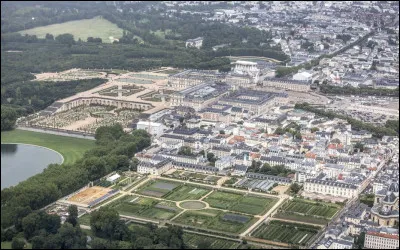 Dans quel département du 78, la ville de Versailles est-elle située ?