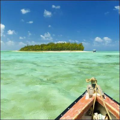 Quel pays possède le plus grand nombre d'îles habitées au monde ?