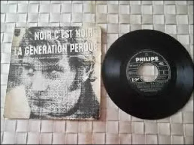 Km 111 : Escoussens. Nous sommes à la pointe sud du Massif Central, de quelle couleur est appelée la Montagne ?