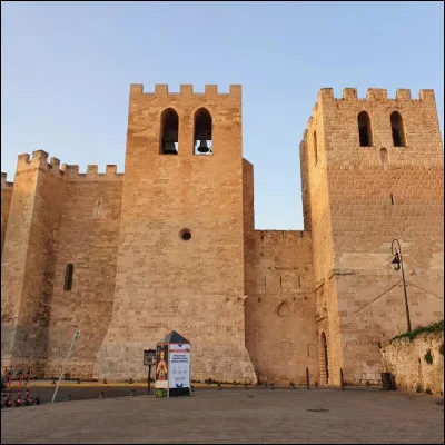 Quelle est la ville dans laquelle vous pourrez visiter lAbbaye Saint-Victor ?