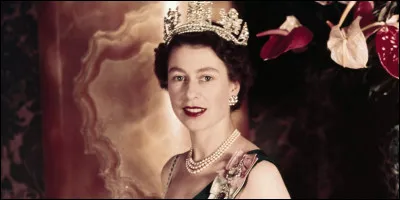 Quelle série télévisée raconte la vie de la reine Elizabeth II ?