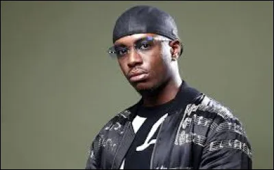 Ce rappeur français a été sacré "Révélation masculine de l'année" à la cérémonie "Les Flammes".