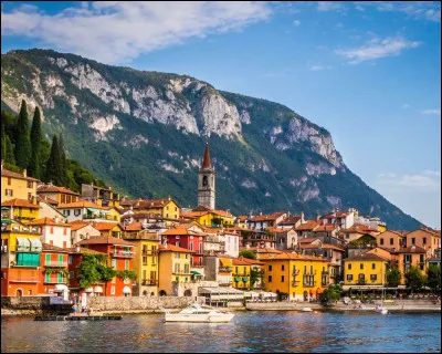 Géographie : Avec quel pays l'Italie possède-t-elle une frontière terrestre ?