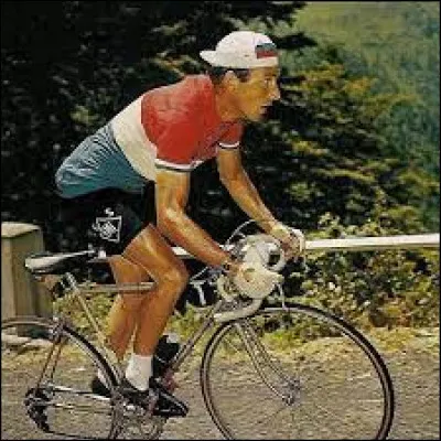 Ce vainqueur du Tour de France est connu pour ses performances en montagne mais il a aussi été vainqueur de trois contre-la-montre dans les Tours de France 1956 et 1958 de deux dans le Giro en 1956 et 1959 :