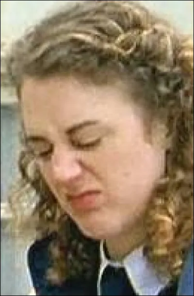 Elle a commencé au début des années 2000 et s'est fait un nom grâce à trois films d'Éric Toledano et Olivier Nakache : "Nos jours heureux", "Tellement proches" et "Intouchables". Qui est-elle ?