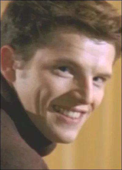 Il a été révélé par Alain Guiraudie puis est apparu dans des films de Philippe Lioret, André Téchiné, Christophe Honoré, Andréa Bescond, Valérie Donzelli, Martin Bourboulon, Jean-Paul Salomé et Lætitia Dosch. Qui est-ce ?