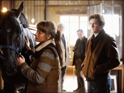 Pourquoi Raphaëlle ne veut-elle plus travailler pour Pierre ?