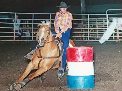 Pour faire quoi, Katy s'inscrit-elle à la foire ?