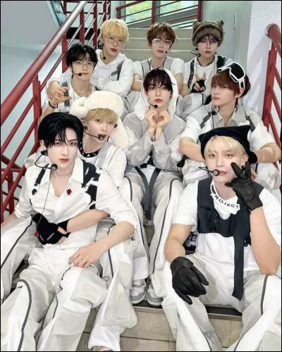 "Every day every
night feel like a fool
You gotta know."

De quelle chanson viennent ces paroles ?