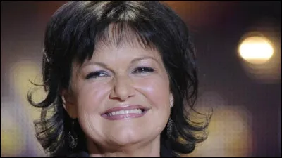 Qui est cette chanteuse belge interprète du titre ''Trois rangs de perles'' ?