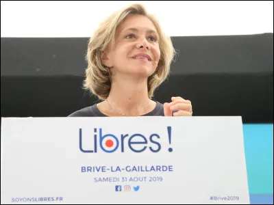 Quel est le positionnement du parti ''Soyons libres'', sur léchiquier politique ?
