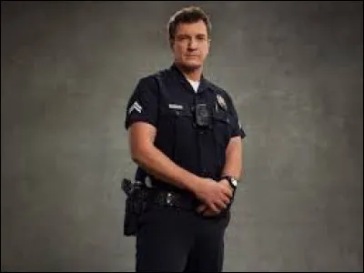 Nathan Fillion joue le rôle de John Nolan dans la série "The Rookie, le flic de Los Angeles".