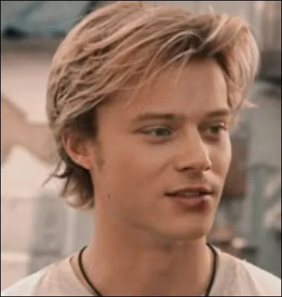 Qui est le vrai père de JJ ?