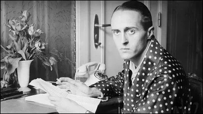 Qui est ce cinéaste français, réalisateur du film ''14 juillet'' de 1933 ?