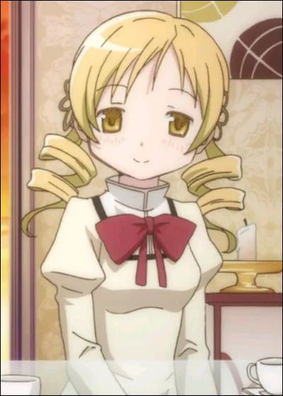En quelle ann&eacute;e de coll&egrave;ge est Tomoe Mami ?