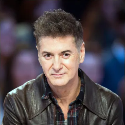 Le Parrain de la French Pop est le surnom dÉtienne Daho.