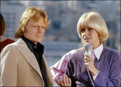 Quelle animatrice présentait l'émission "Midi première" de 1975 à 1982 ?