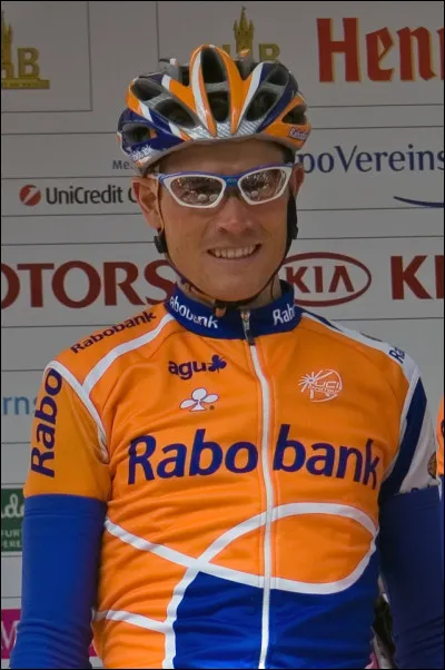 Grischa Niermann est le directeur sportif de quelle équipe de cyclisme ?