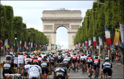 Qui a gagné le sprint des Champs-Élysées au Tour de France 2023 ?