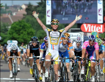 Quel est le record d'étapes sur le Tour de France et qui l'a réalisé ?