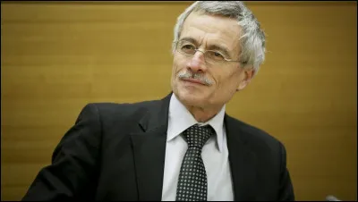 Qui est ''Renaud Van Ruymbeke'' ?