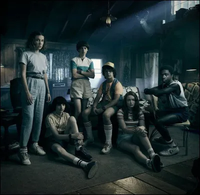 Dans "Stranger Things", les acteurs principaux étaient tous mineurs au début de la série.