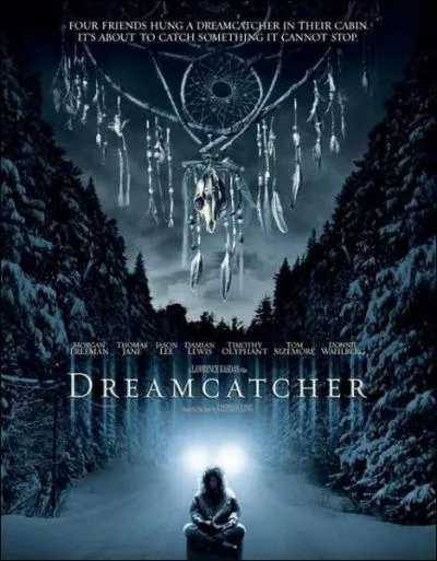 Quel grand acteur incarne le colonel Abraham Curtis dans le (trs mauvais) film 'Dreamcatcher', adapt de Stephen King par Lawrence Kasdan en 2003 ?