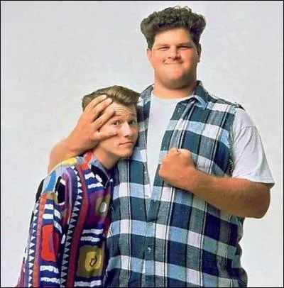 Abraham Benrubi joue Jerry dans 'Urgences', mais il s'est fait connatre dans 'Parker Lewis ne perd jamais' dans lequel il tait Larry Kubiac. Quelle tait la phrase ftiche de ce personnage ?