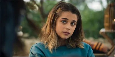 Tu te retrouves donc coincée avec les gens sur l'île ; quel rôle t'attribue-t-on ?