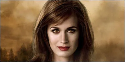 Qui a interprété Esmée Cullen ?
Un peu plus dur !