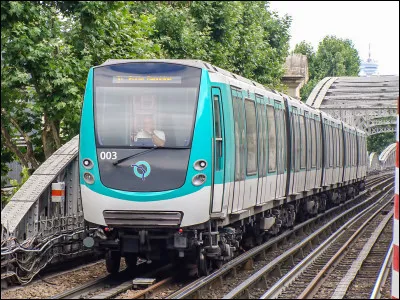 Sur quelles lignes ce matériel roule-t-il ? (1)