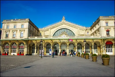 Quelle est la gare d'Europe la plus fréquentée se trouvant à Paris ?