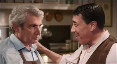 Quelle marque met en scène Fernandel dans une publicité aux côtés de Michel Boujenah ?