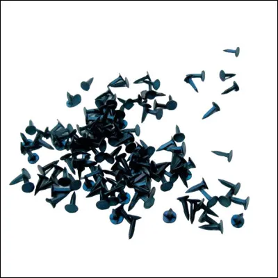 Quel est le nom de ces petites pointes de tapissier ?