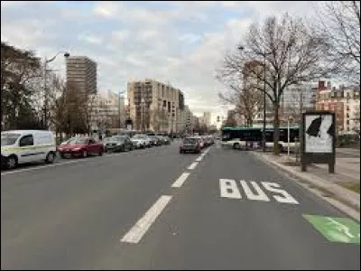 Dans quel secteur de Paris se situe la porte d'Italie ?