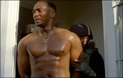 Comment s'intitule ce film réalisé par Michael Bay, avec Mackie dans le rôle d'Adrian Doorbal ?