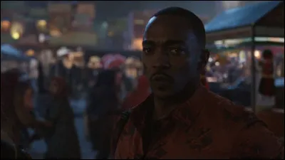 Quel est ce film de Dexter Fletcher où Mackie joue le petit-fils de Sam (surnom) ?