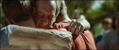 ... est le titre de ce film, r&eacute;alis&eacute; par Delphine Coulin et Muriel Coulin, avec Lindon dans le r&ocirc;le de Pierre Hohenberg.