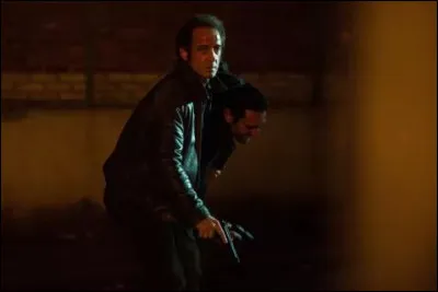 Cette image de Lindon dans le r&ocirc;le de Simon provient d'un film de Fred Cavay&eacute;. Ce film s'intitule...