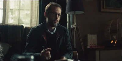 Comment s'appelle cette s&eacute;rie cr&eacute;&eacute;e par Bruno Merle et Olivier Abbou, et dans laquelle Duvauchelle joue Adrien Vim Winkler ?