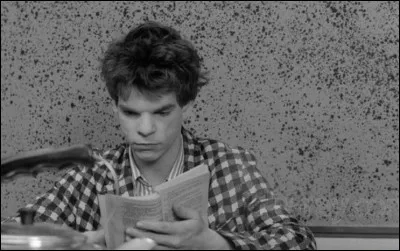 ... est le titre de ce film, r&eacute;alis&eacute; par L&eacute;os Carax, avec Lavant dans le r&ocirc;le d'Alex.