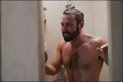 Comment s'appelle cette série créée par Noémie Saglio, Julien Teisseire et Chris Lang, et dans laquelle Labbé joue Maxime Pauillac ?