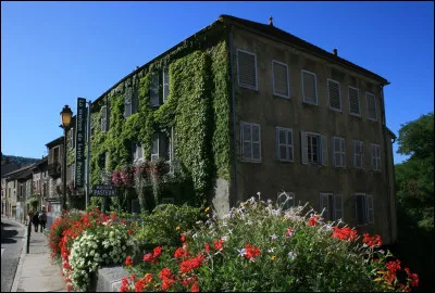 Quel scientifique a vécu dans cette maison située à Arbois ?