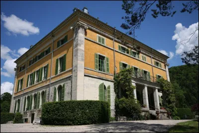 Combien de temps a duré la construction du château de Syam ?