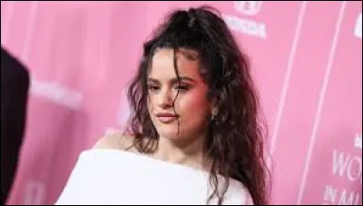 Rosalia est une chanteuse espagnole.