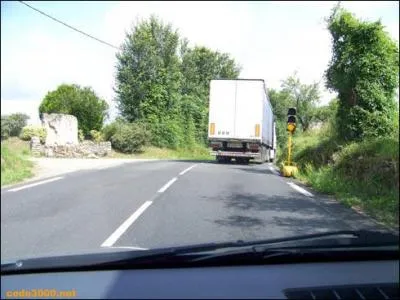 Je peux suivre le camion : (A-B), je dois m'arrter : (C-D)