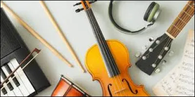 En musique, quel mot en A désigne un crescendo qui monte très rapidement ?